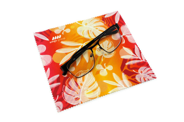 Microfiber cloth 17×18 cm – full-color sublimation print, modern floral motif, certified quality from AMGS Group.