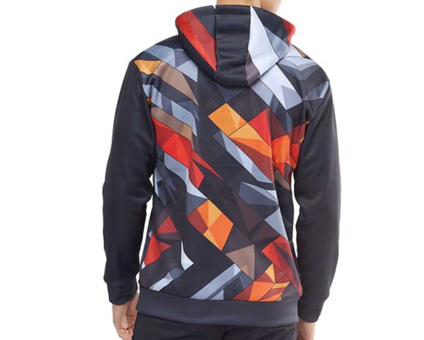 Back of the double-layer thermoactive hoodie with logo – hood and back panel covered with a geometric print. Comfortable, breathable construction with double-layer fabric makes it ideal for demanding conditions. Check out this model at AMGS Group.